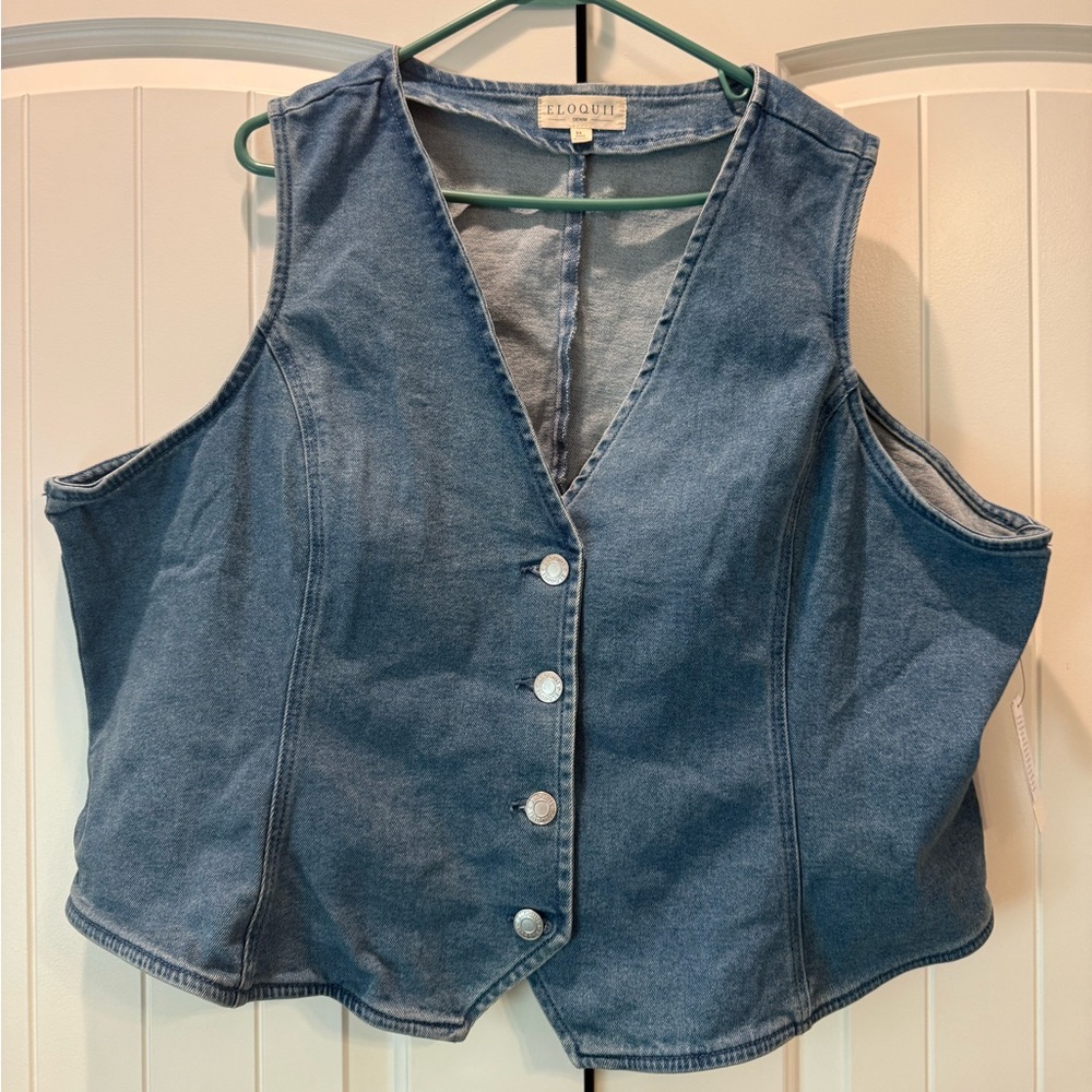 Eloquii denim vest size 24 NWT